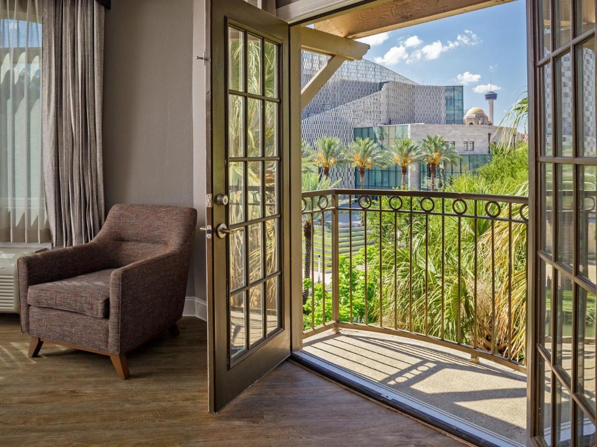 Hotel Indigo San Antonio Riverwalk By Ihg Экстерьер фото