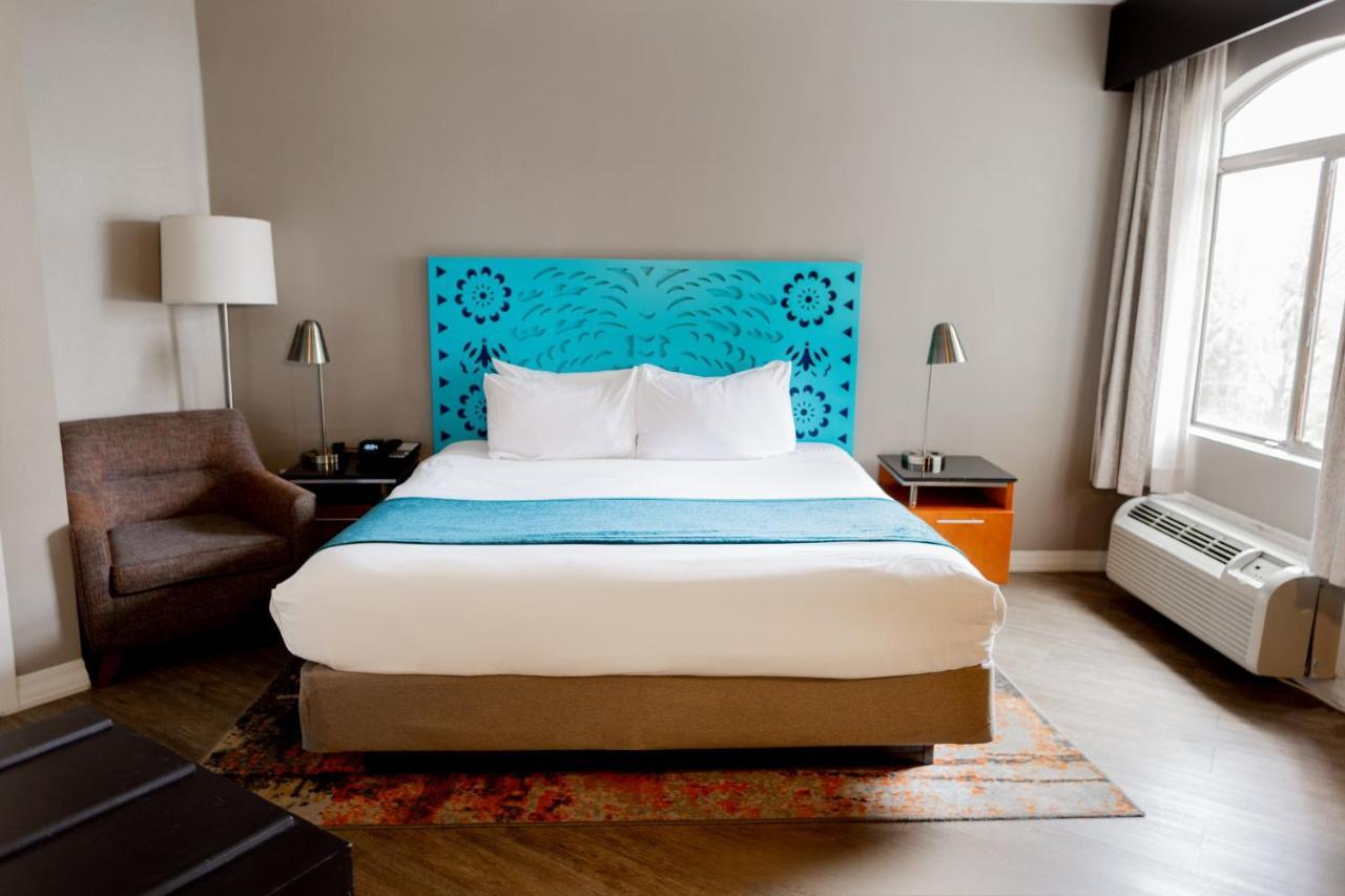 Hotel Indigo San Antonio Riverwalk By Ihg Экстерьер фото